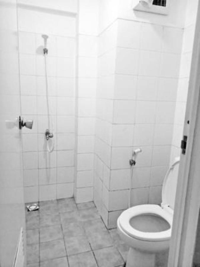 Tulus Rent Apartment Giacarta Esterno foto